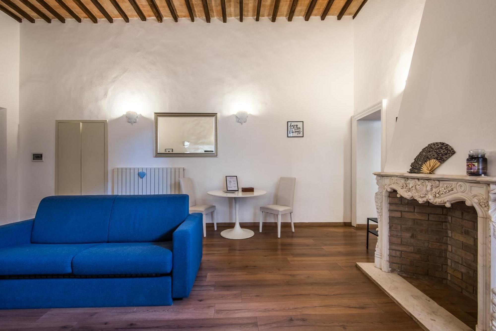 Incantevole Appartamento Banchi Di Sopra Siena Luaran gambar